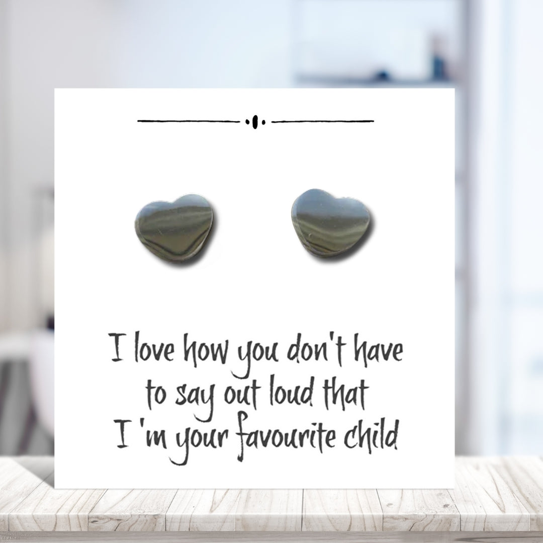 Heart Earrings on Funny Gift Card for Mum
