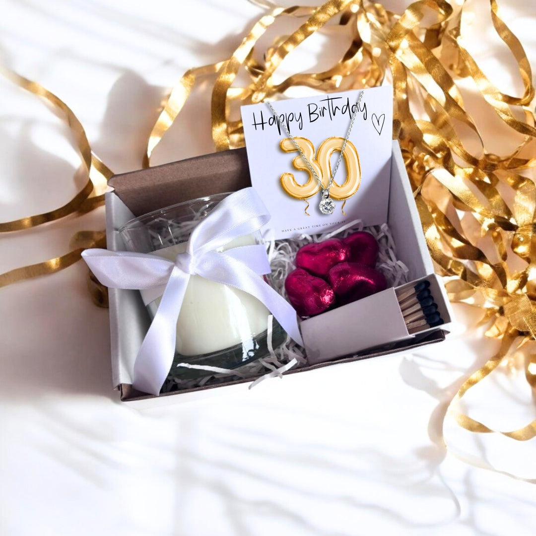 Small 30th Birthday Gold Balloon Hamper | Necklace, Chocolate & Candle