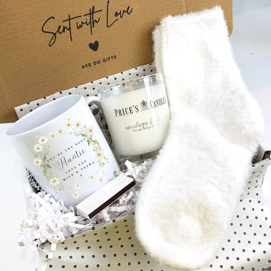 Personalised Daisy Flower Mug, Candle & Socks Gift Hamper | Birthday Gift
