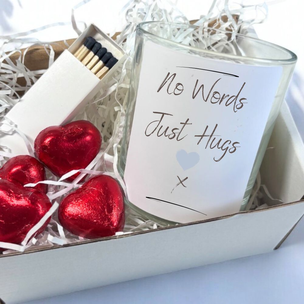 Personalised Linen Scent Candle Gift Set: Hugs, Chocolate Hearts