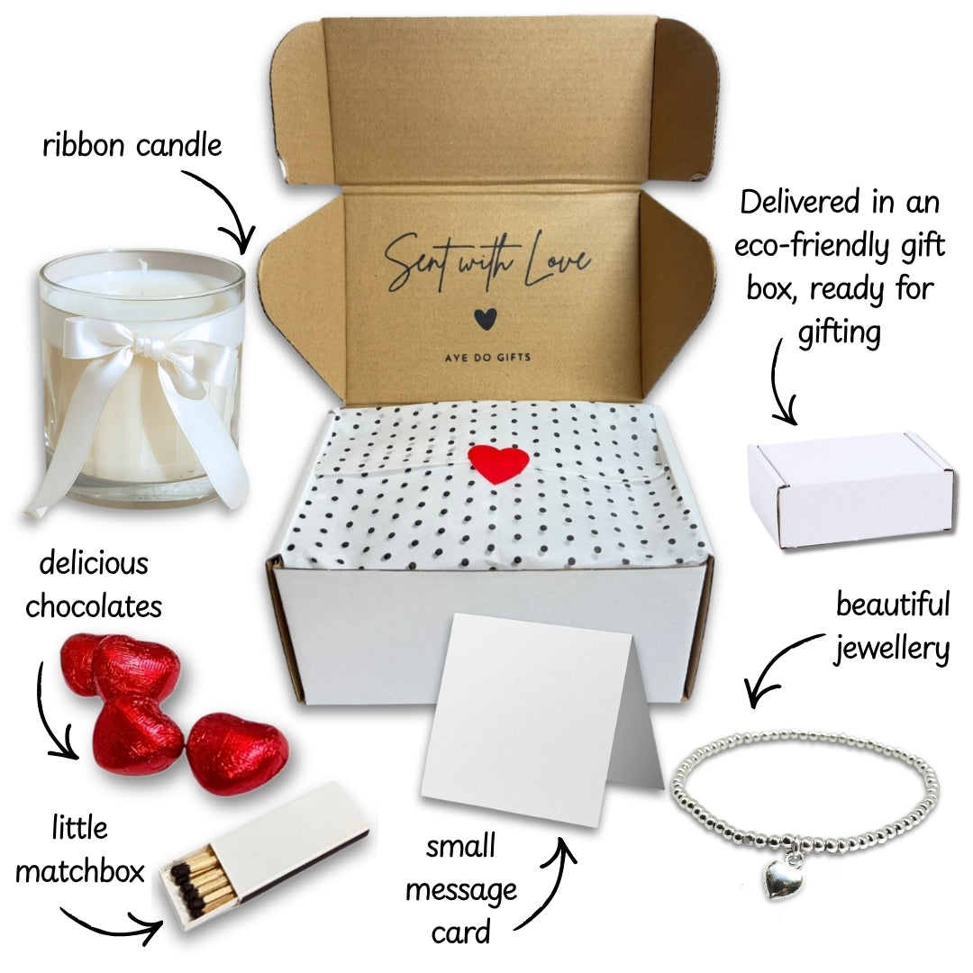 Personalised Eid Mubarak Moon Gift Hamper – Candle, Bracelet & Chocolates