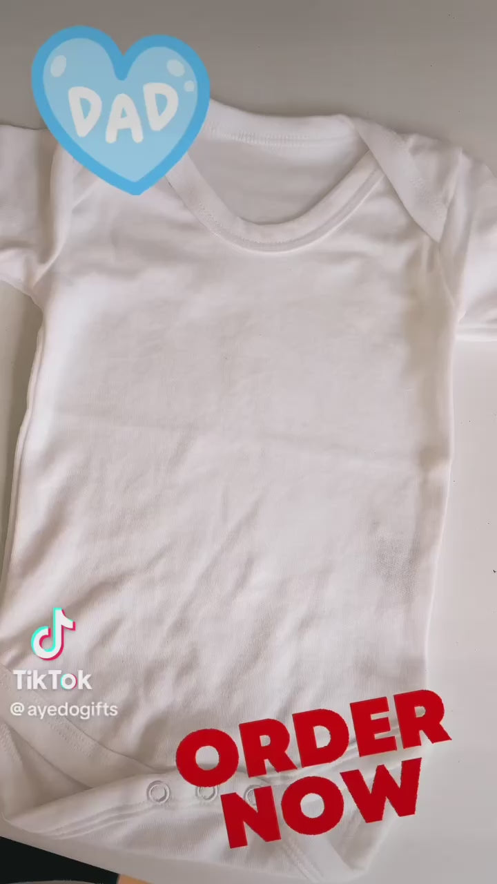 Black & White I Love My Daddy Baby Outfit: Bib, Vest, Baby Grow